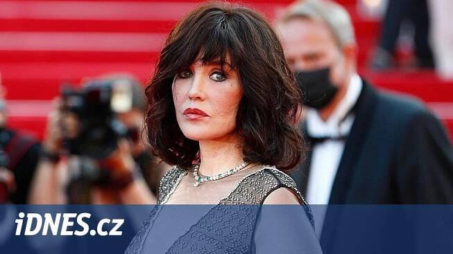 Slavné francouzské herečky podlehly plastikám - iDNES.tv