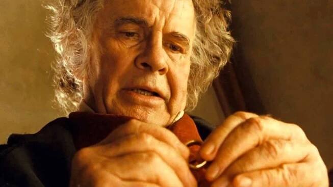 Zemřel herec Ian Holm.