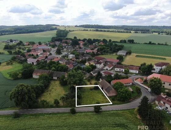Prodej stavebního pozemku, Suchdol, 1 900 000 Kč