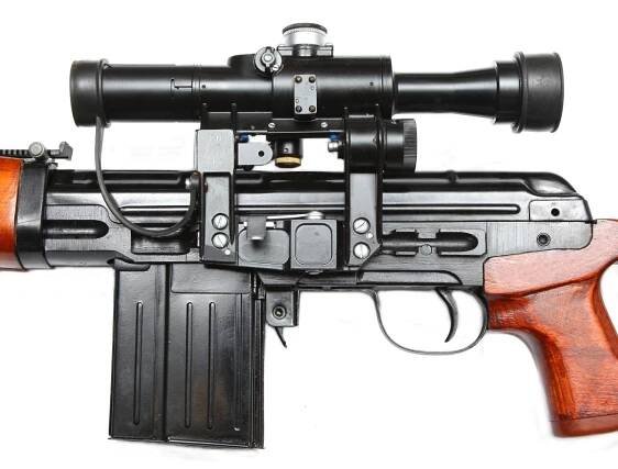 Dragunov ze země za Velkou zdí