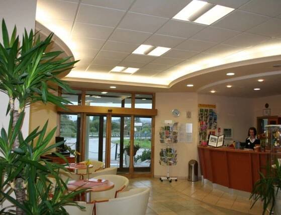 Hotel Summit, recepce