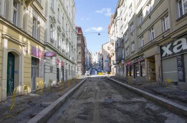 Stavební práce v Charkovské a Černomořské ulici