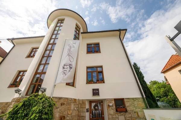 Luhačovice: hotely 2025 | Luhačovice: levné hotely | lastminute.com