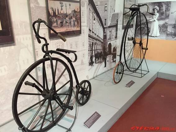 Okolo Hradce - výstava 2019/2020, Hradec Králové - Česká republika - Velo muzea - Velo muzea - ŠTĚRBA-BIKE.cz