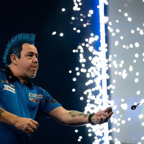 Peter Wright books World Championship date with Michael Smith