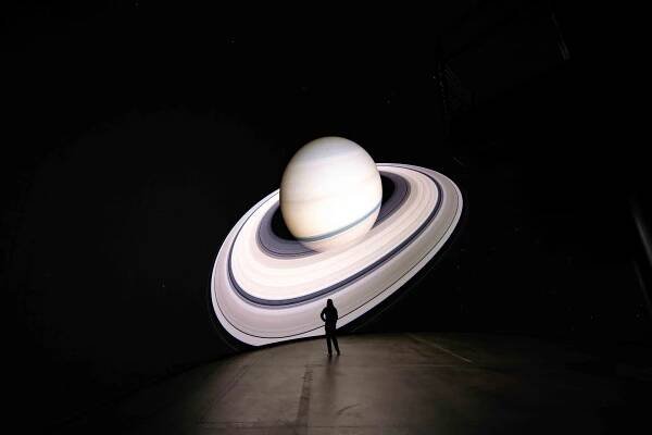 Fotka: Pražské planetárium se otevírá po rekonstrukci s novou technologií | CzechCrunch