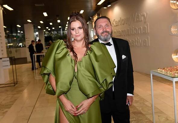 Ornella Koktová se hádá s manželem kvůli dárkům. K narozeninám dostala jen kytku