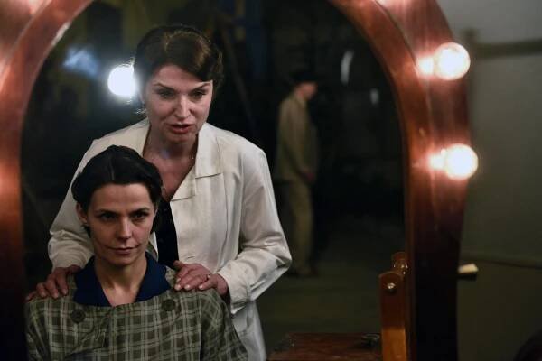 Bohéma - A přece se točí - Z filmu - Renata Visnerová-Prokopová