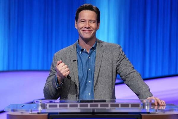 Ike Barinholtz to become first Celebrity Jeopardy winner to compete in Tournament of Champions