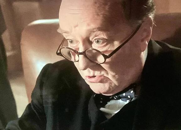 Robert Hardy in The Sittaford Mystery (2006)