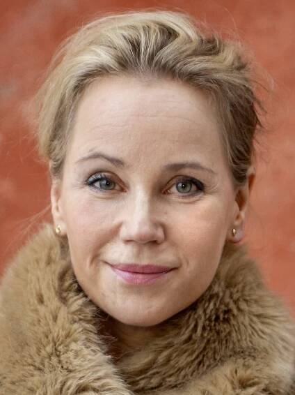 Sofia Helin - Actress