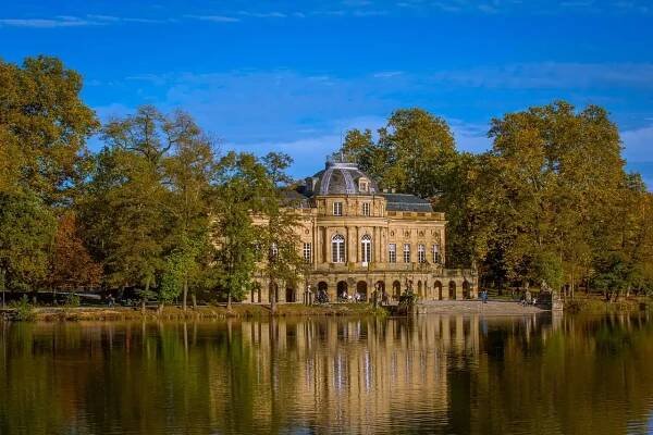 Schloss-Morenpos