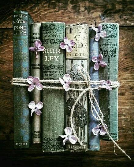 Pin by Lisa Boggs on folkart
