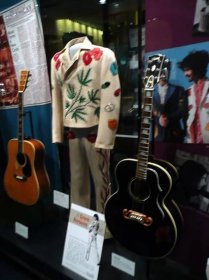 Category:Gram Parsons - Wikimedia Commons