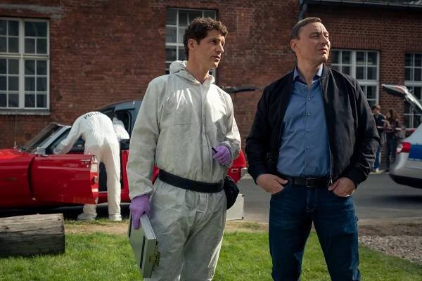 Blutige Anfänger - Durchbohrt (S02E05) (2021)