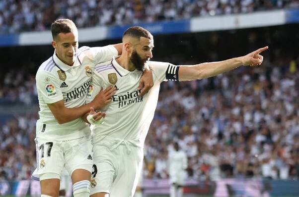 Benzema dal hattrick za poločas a je čtvrtým nejlepším střelcem historie La Ligy