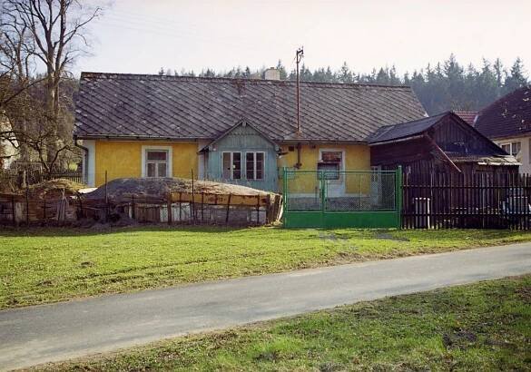 Domy - Domy - Oficiální stránky obce Drahenice