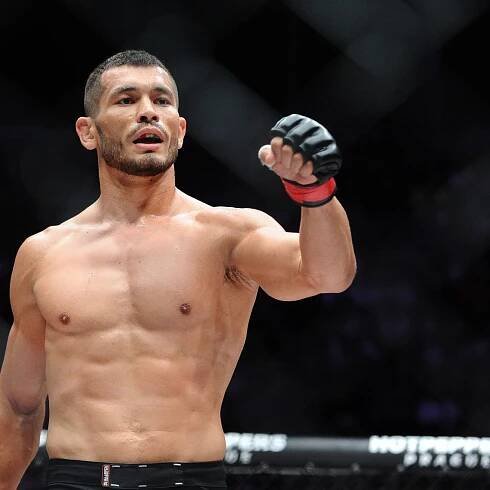 Senzace! Bijec Muradov podepsal smlouvu s UFC, nastoupí už v září