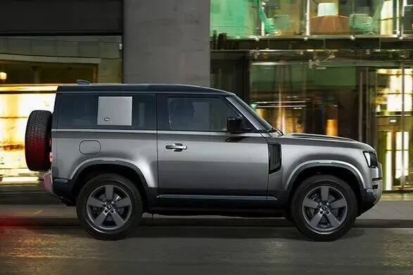 Nové vozy Land Rover | DekomSystem