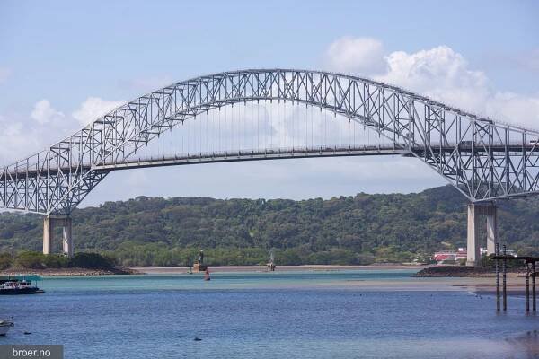 picture of Bridge of the Americas