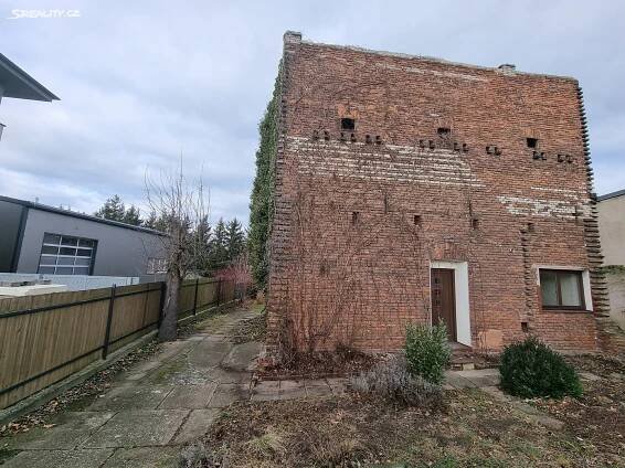 Pronájem  rodinného domu 50 m², pozemek 600 m², Chrášťany, okres Praha-západ