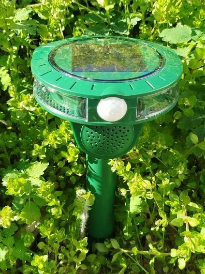SOLÁRNÍ ODPUZOVAČ SILNÝ ZVUKOVÝ ZVUK KRTKŮ HLODAVCŮ K STRAŠENÍ ÚČINNÝ za 263.00CZK - Allegro