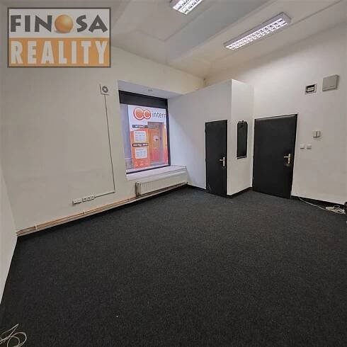 Nájem přízemního nebytového prostoru v centru Chomutova