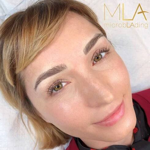 Combo Brows,Healed Brows