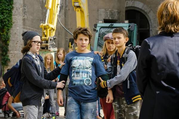 Pomoc, zmenšil jsem učitelku - Z filmu - Maximilian Ehrenreich, Oskar Keymer, Lina Hüesker, Eloi Christ