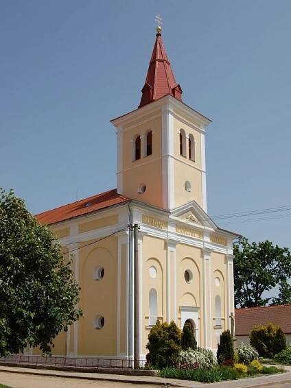 Soubor:Bohutice-kostel Panny Marie.jpg – Wikipedie