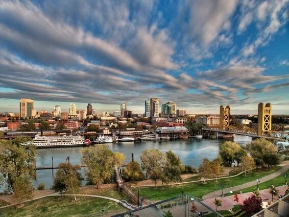 Sacramento to give low-income families $725 a month, no strings attached
