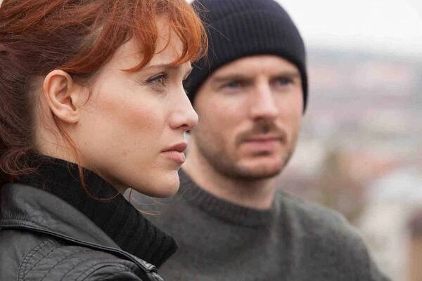 Bez hranic - The Rescue (S02E01) (2014)