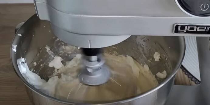 Lahodný tvarohový krémeš s vůní vanilky - Ideální k šálku horké kávy