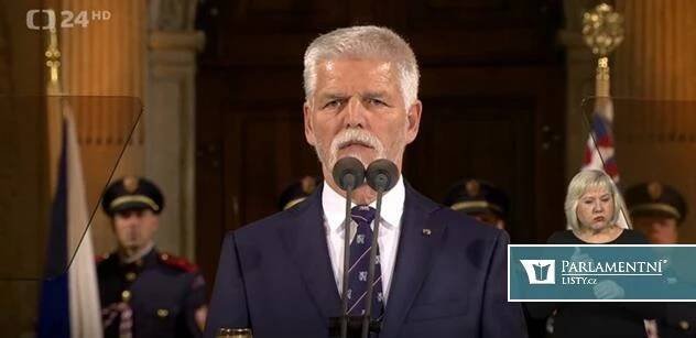 „On to čte? Baxa se směje Klausovi.“ Co se dělo, zatímco Pavel řečnil. Pikantní střípky