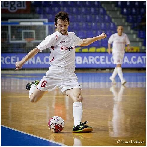 FUTSAL: Půltucet gólů byl krutý