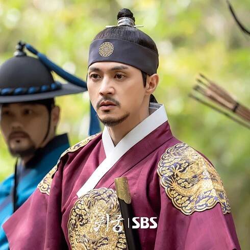 Kim Ji Hoon on playing his first king character in 'The Haunted Palace' - MyDramaList News