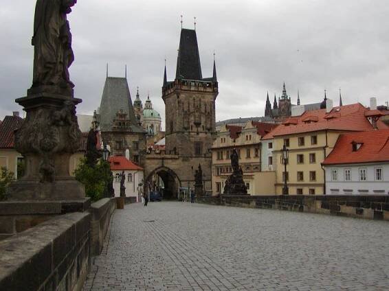 Malostranské mostecké věže - PrahaPamatky.cz