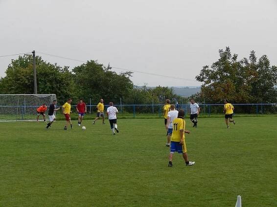 VICHRCAP - minifotbálek | Obec Nenkovice