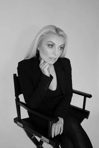 Press | Evy Poumpouras