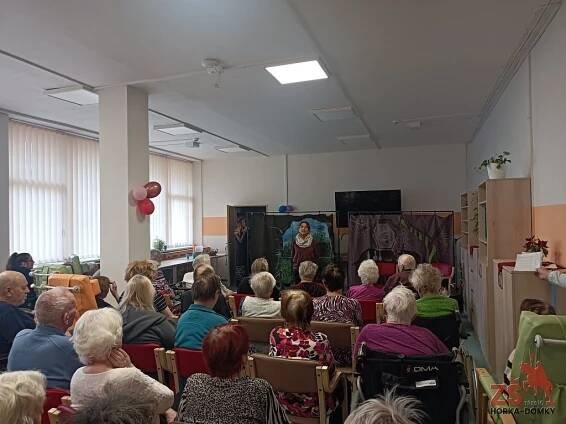 Václavské divadélko v Alzheimer centru | Základní škola Třebíč, Horka-Domky, Václavské nám. 44/12