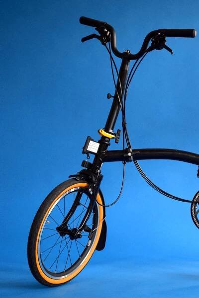 A Brompton Reborn: How to Future-Proof a Decades-Old Foldable Bike