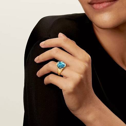 Tiffany Knot Ring in Yellow Gold with Diamonds