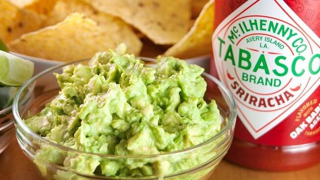 1-Step Sriracha Guacamole