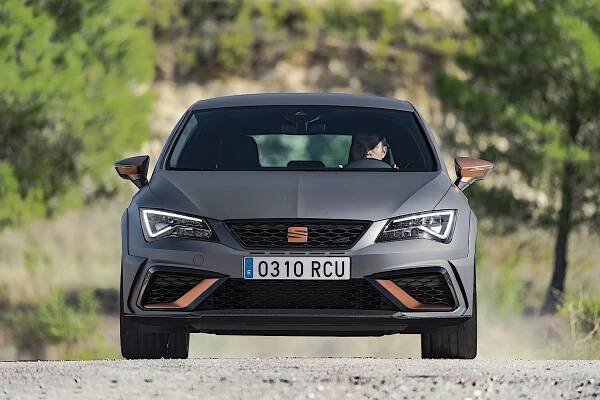 2017 SEAT Leon Cupra R Specs, Performance & Photos - autoevolution