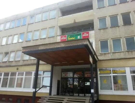 História školy | Stredná odborná škola obchodu a služieb RS