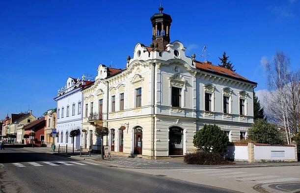 Lázně Bělohrad, a.s. - ubytování, pobyty, počasí, info, wellness, procedury, prameny