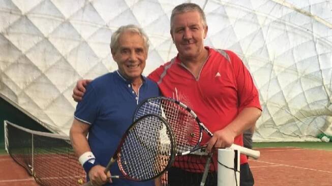 Josef Laufer hrál před osudným zákrokem tenis a byl v kondici. Po operaci se už neprobral