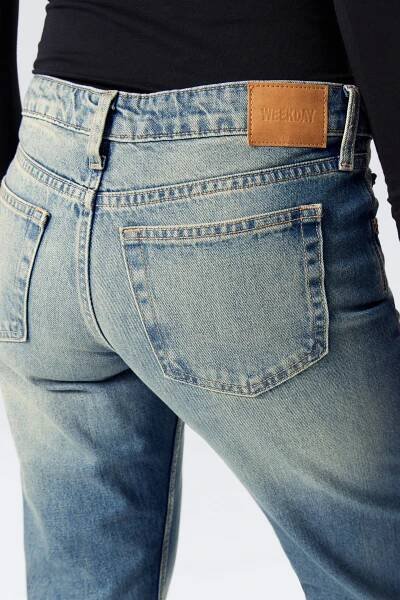 Arrow Low Rise Regular Straight Leg Jeans
