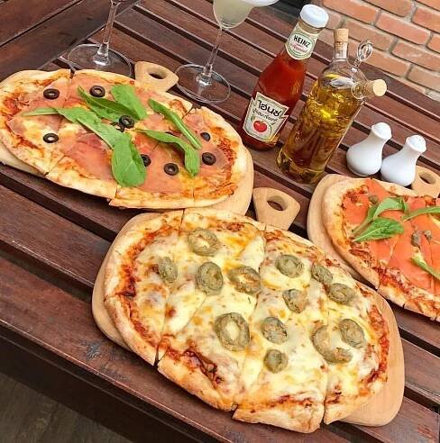 bangkok pizza restaurant