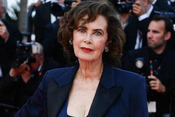 30 Facts About Dayle Haddon